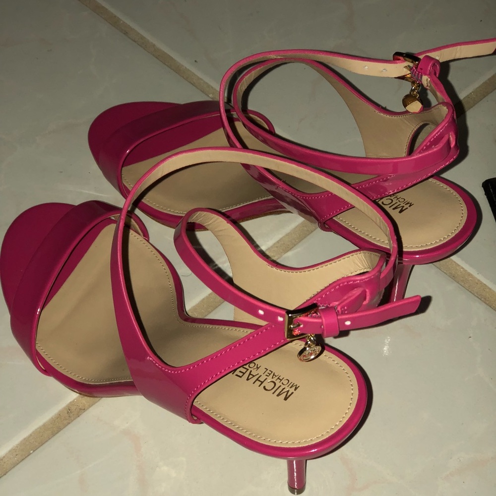 MICHAEL KORS heels